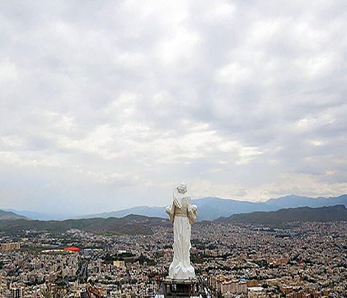 Sanandaj City Statue